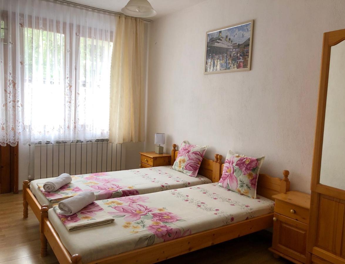 Hotel "Калоянови" Tsarevo Esterno foto