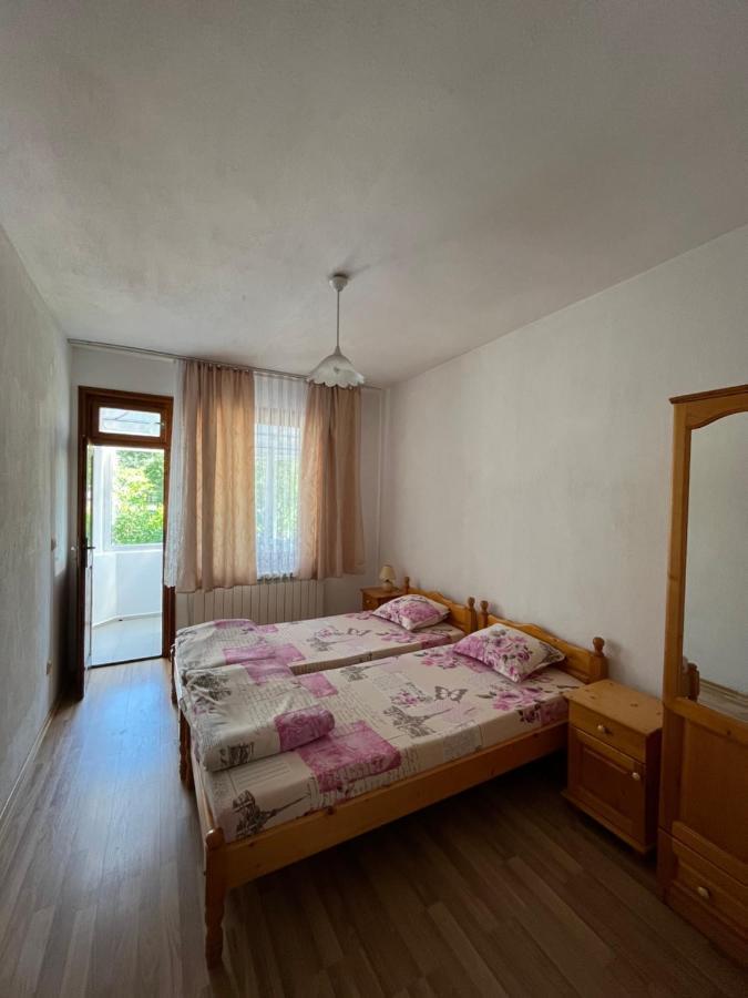 Hotel "Калоянови" Tsarevo Esterno foto